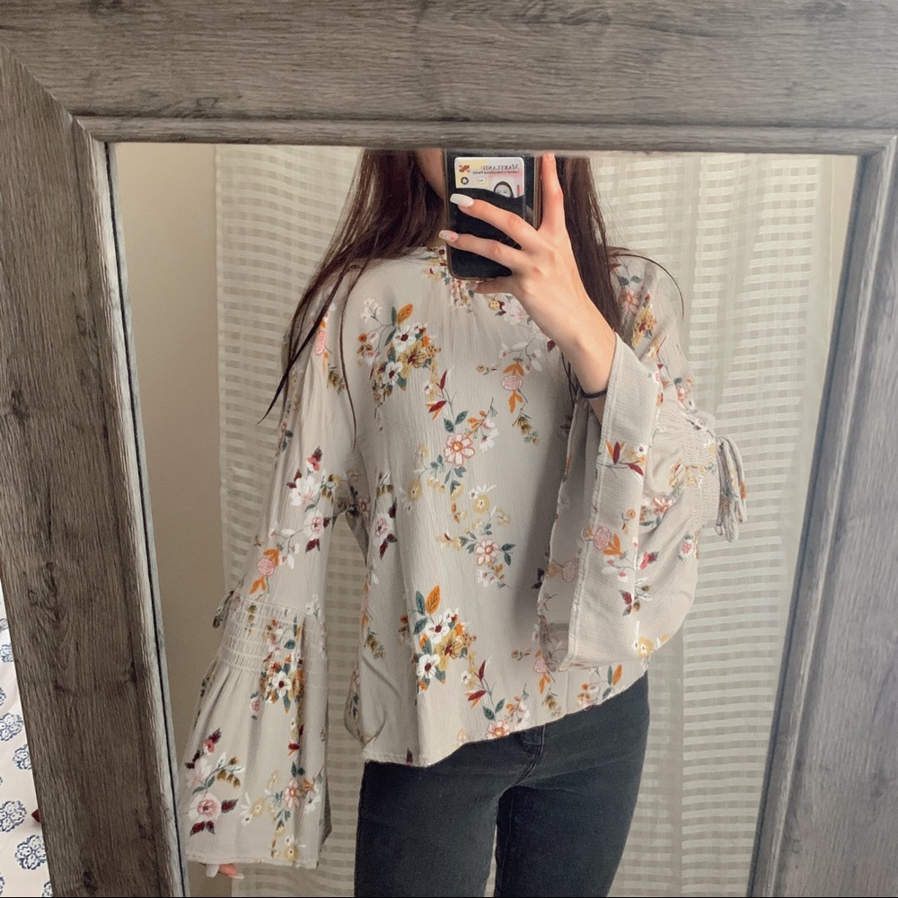 Floral top